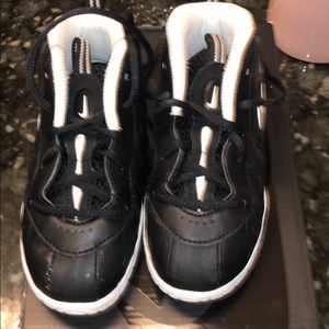 Nike Shoes - Nike foamposite toddlers size 9 Nike Shoes - Nike foamposite toddlers size 9